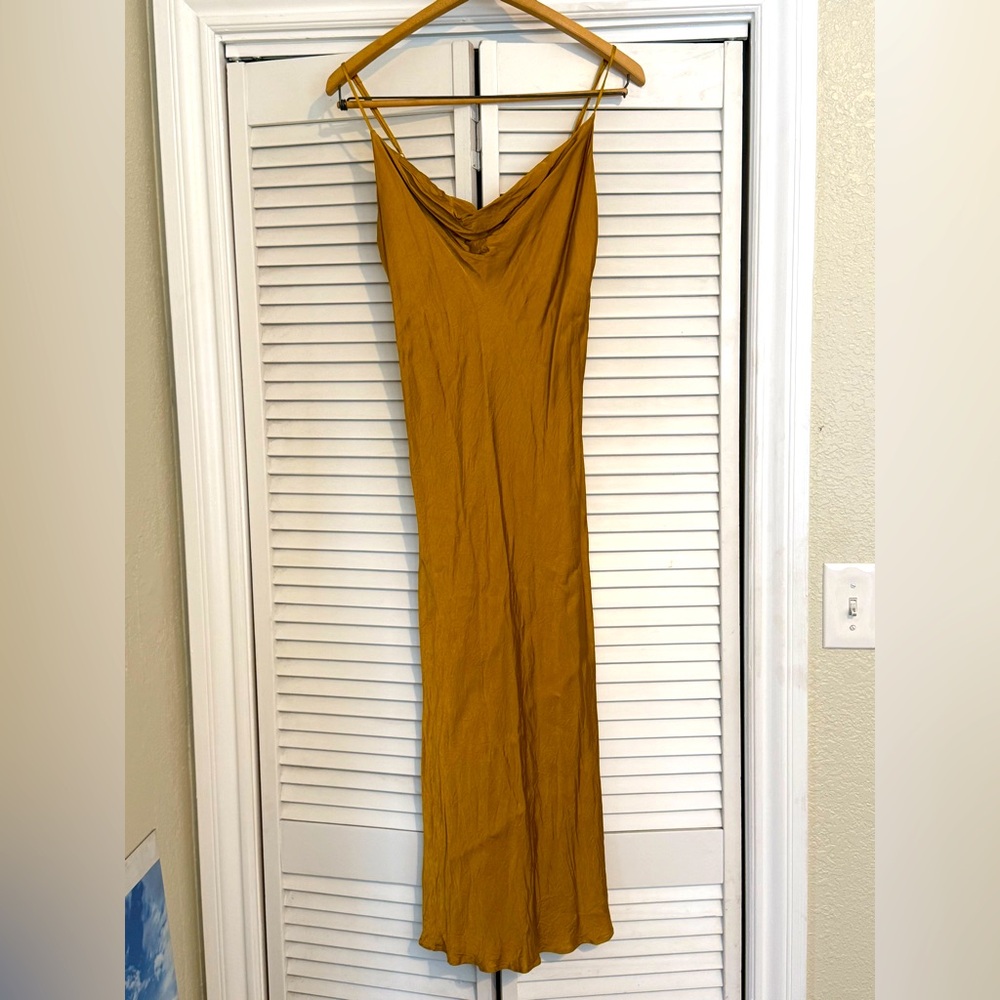 Zara 💛 Gold Mustard 💛 Satiny Maxi Dress - L